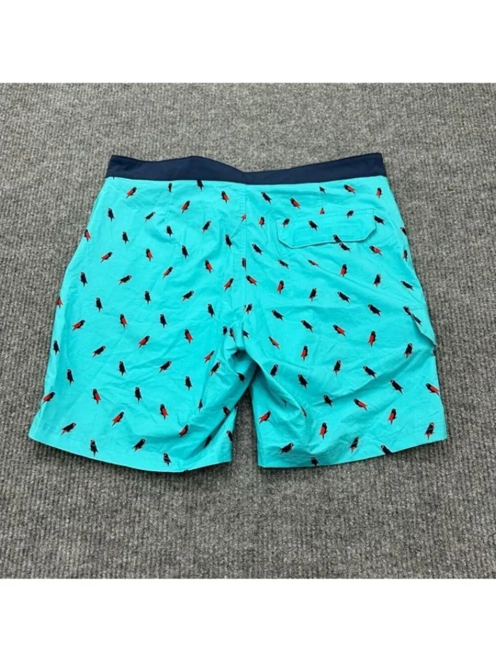 Duluth Trading Co Board Shorts Parrot Bird Print Swim Trunks 9 in Mens Size 38